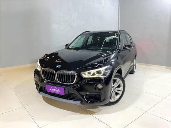 BMW X1 2.0 16V TURBO ACTIVEFLEX SDRIVE20I 4P AUTOMÁTICO BMW X1 2.0 16V TURBO ACTIVEFLEX SDRIVE20I 4P AUTOMÁTICO